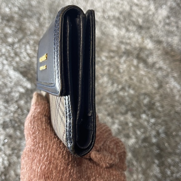 Burberry Blue Label Nova Check Fold Wallet Gold Logo - Picture 4 of 13